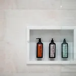 Naos Luxury 酒店