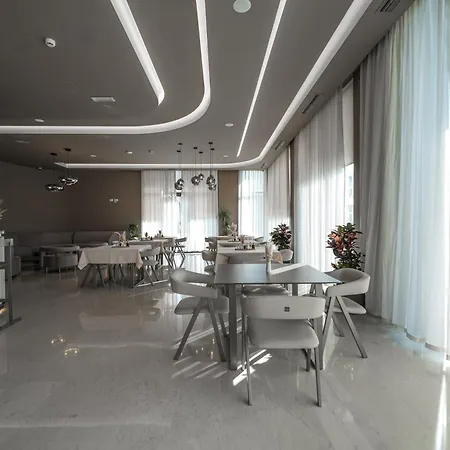 Naos Luxury 4* Orikum