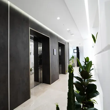 Hotel Naos Luxury 4*