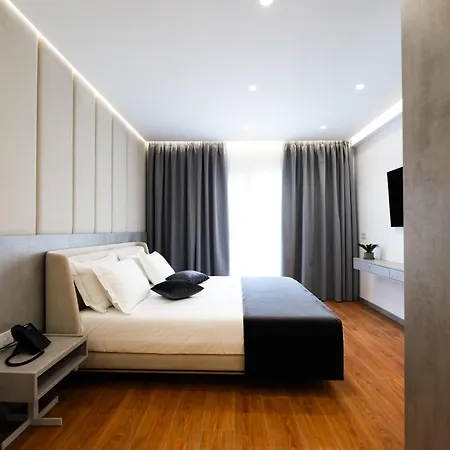 Naos Luxury 4* Orikum