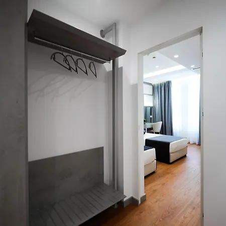 Naos Luxury Hotel 4*