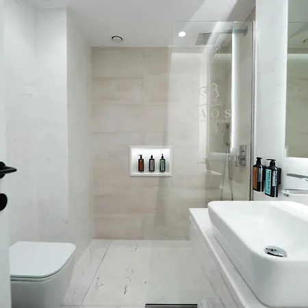 Naos Luxury 4*