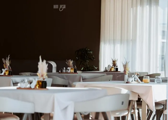 Hotel Naos Luxury Orikum