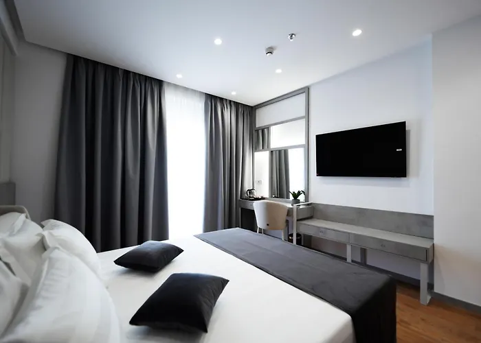 Hotel Naos Luxury