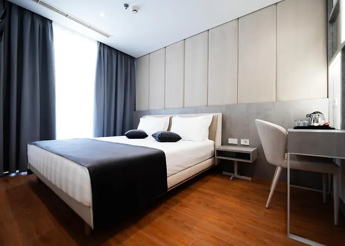 Hotel Naos Luxury