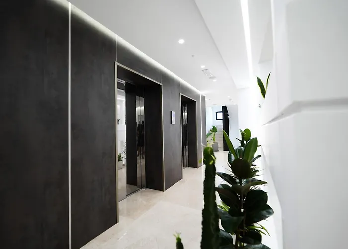 Hotel Naos Luxury *