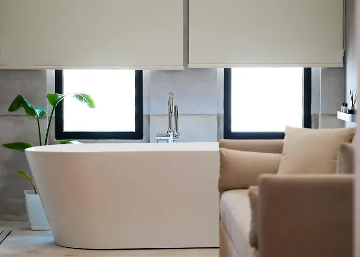 Naos Luxury *