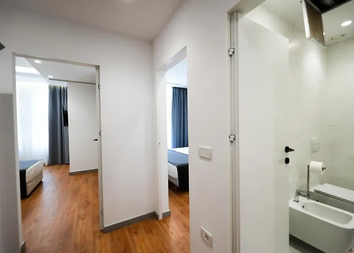 Hotel Naos Luxury
