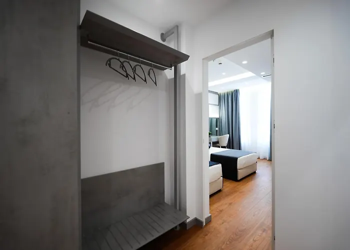 Naos Luxury Hotel *