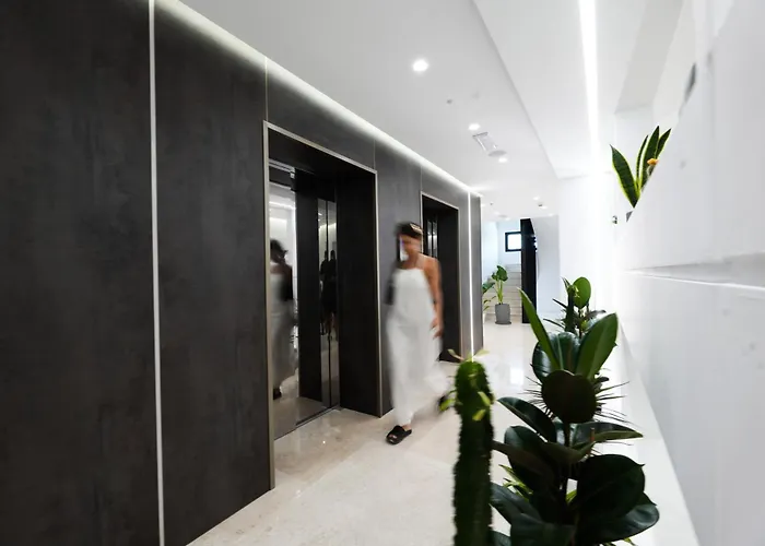Hotel Naos Luxury *