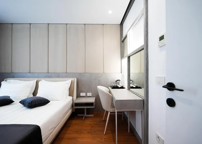 Hotel Naos Luxury