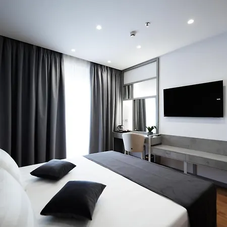 Hotel Naos Luxury