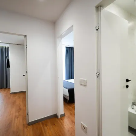 Hotel Naos Luxury