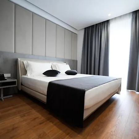 Naos Luxury Отель