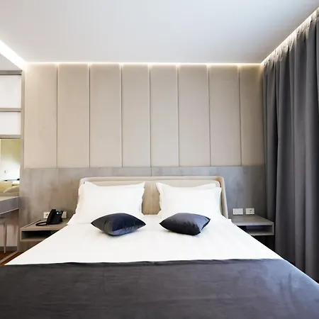 Naos Luxury